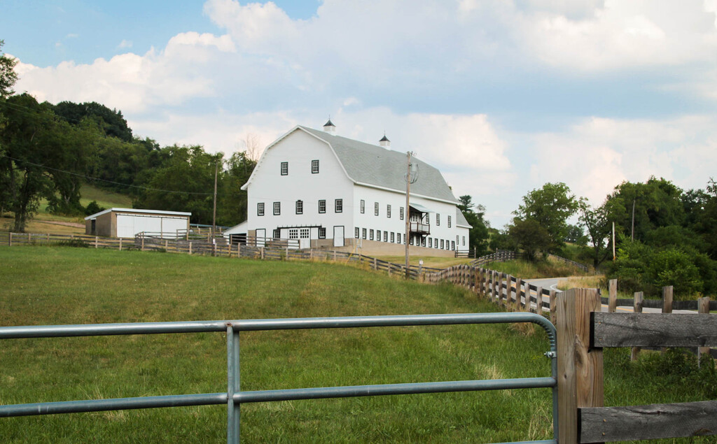 A barn by mittens