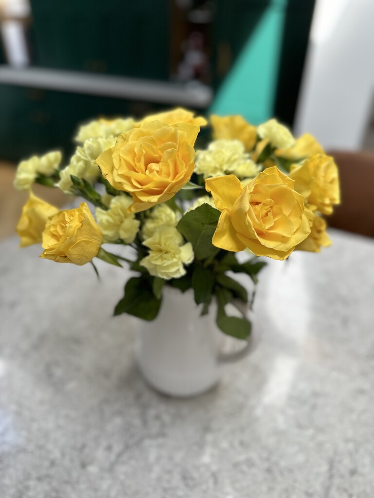 Yellow roses for friendship  by wendystout