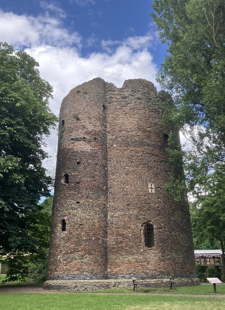 Cow Tower Norwich  by g3xbm