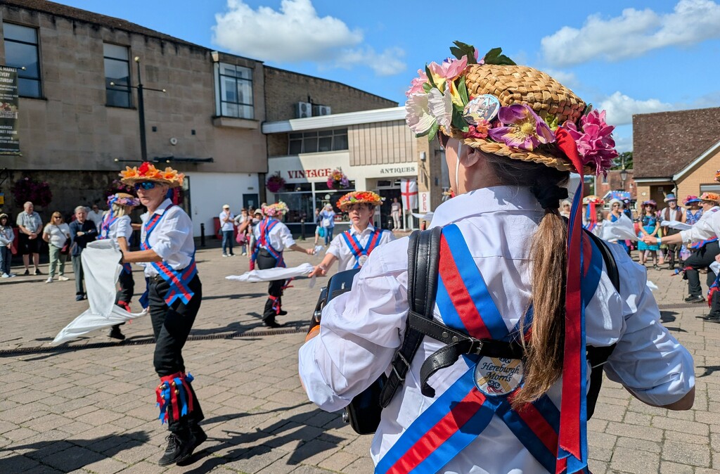 More morris dancers  by boxplayer