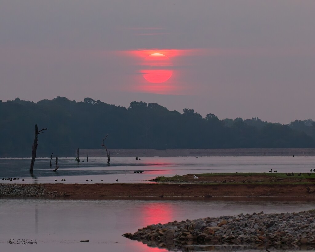 LHG_2431 sunrise red sun by rontu