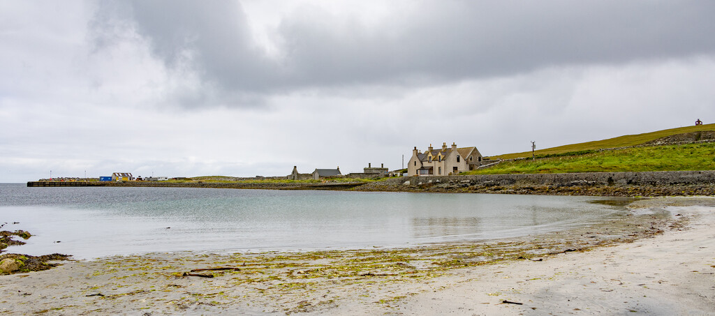 Low Tide by lifeat60degrees