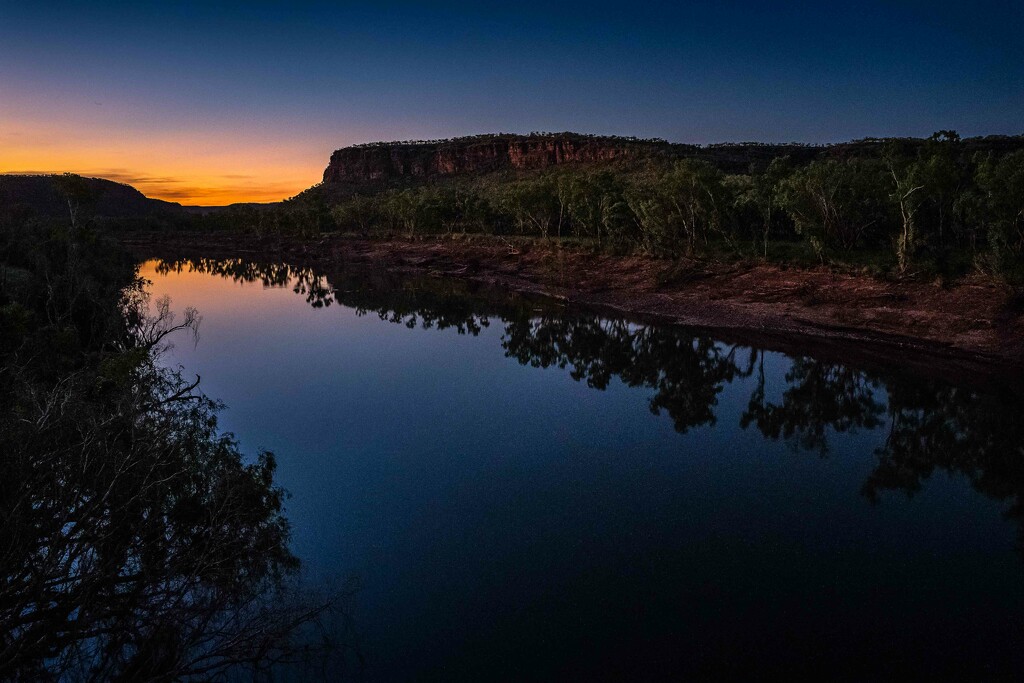 sunset over Victoria River by pusspup