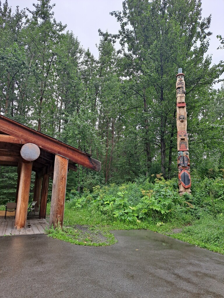 Alaska Native Heritage museum  by yaorenliu