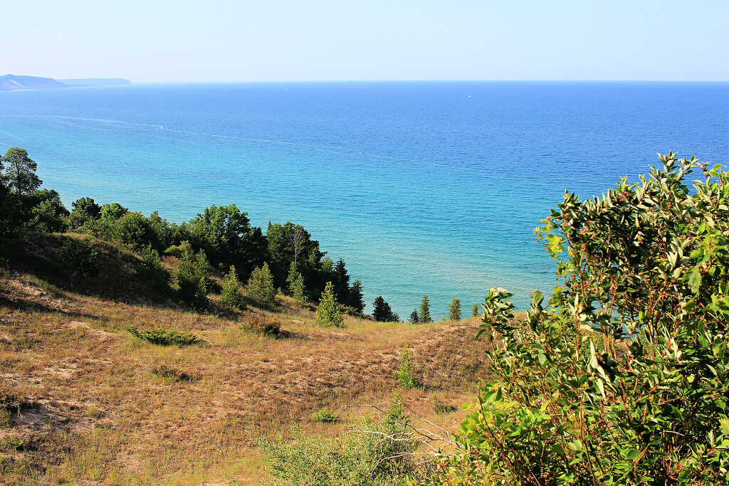 Beautiful Lake Michigan by juliedduncan