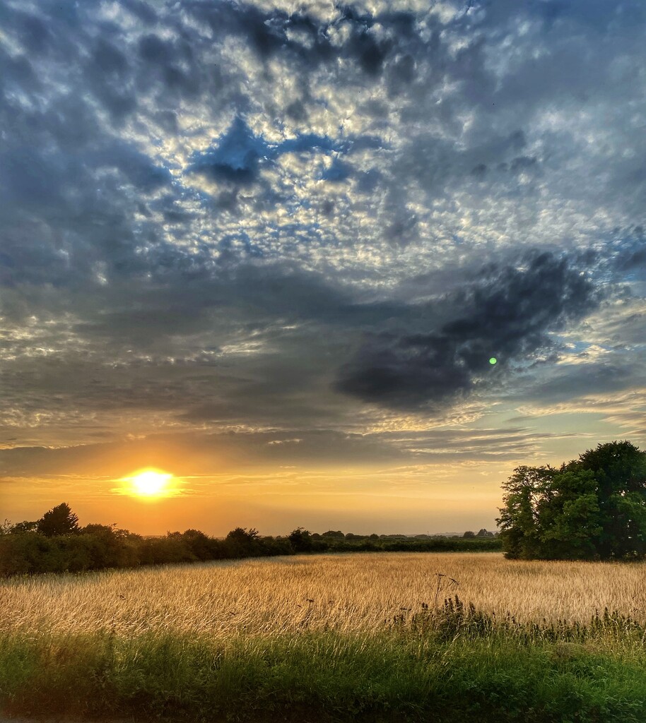 Moody Sky by cmf