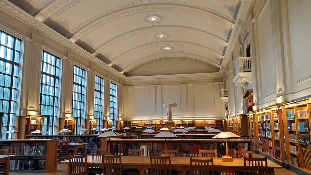 A Reading Room in Thompson Library  by alophoto