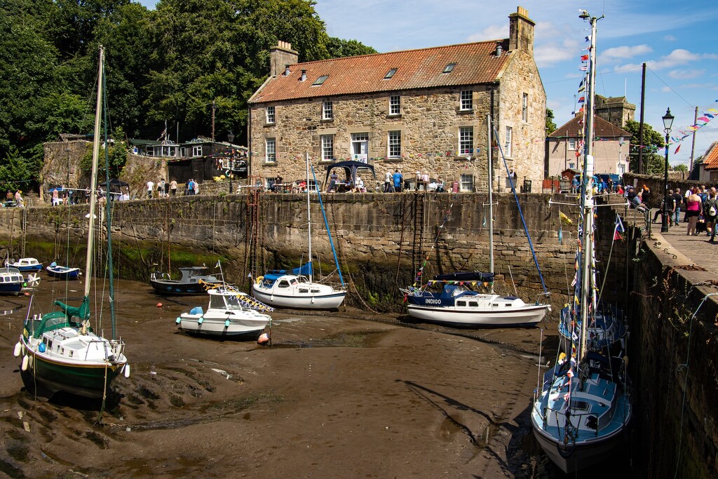 The harbour at Dysart on the Fife coast. by billdavidson