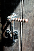 8th Jul 2024 - An old doorknob.........