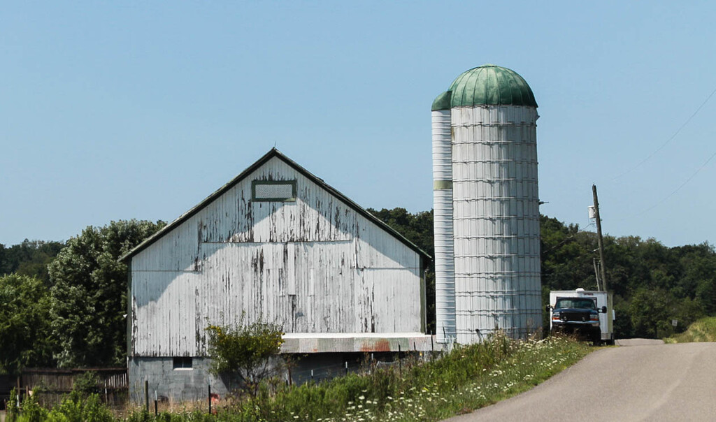 Barn 6 by mittens