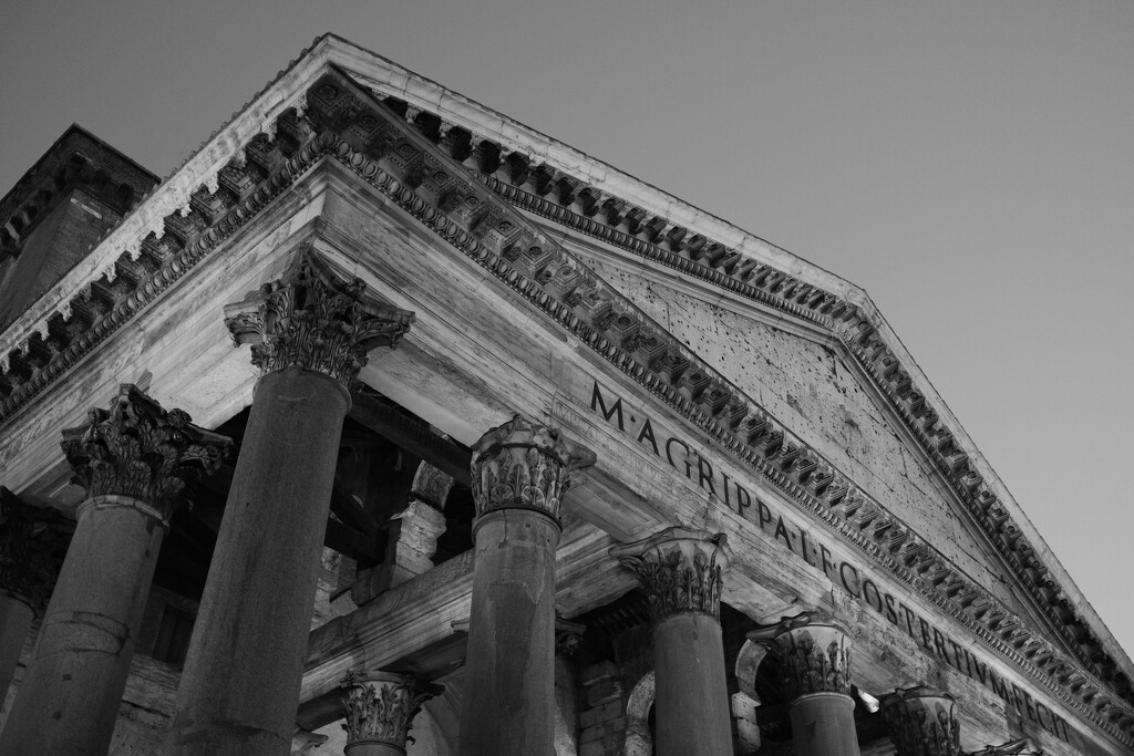 Pantheon, Rome by plebster