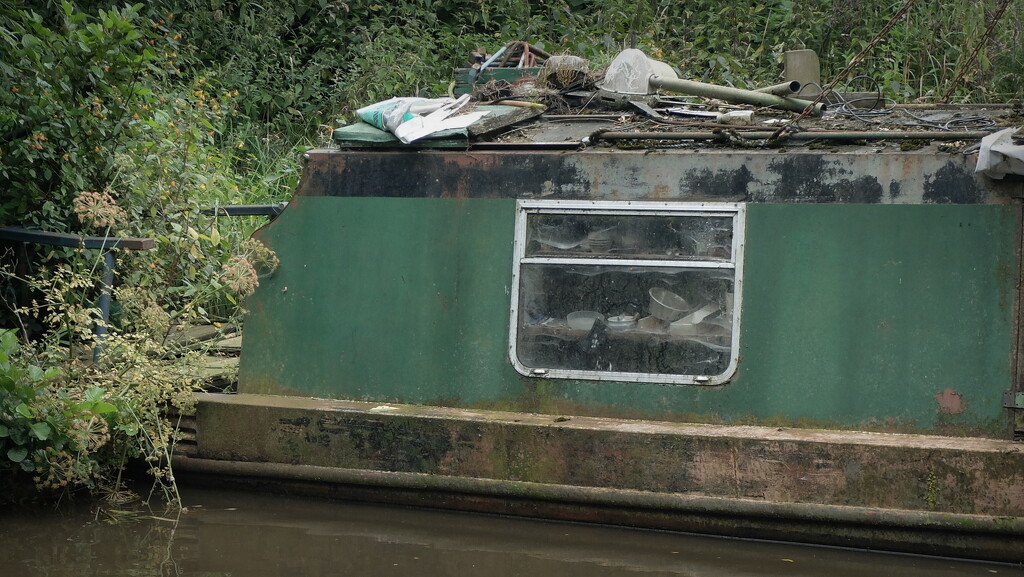 floating shed by minsky365