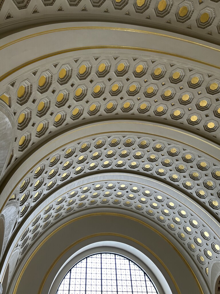 Union Station, DC’s golden glory by swagman