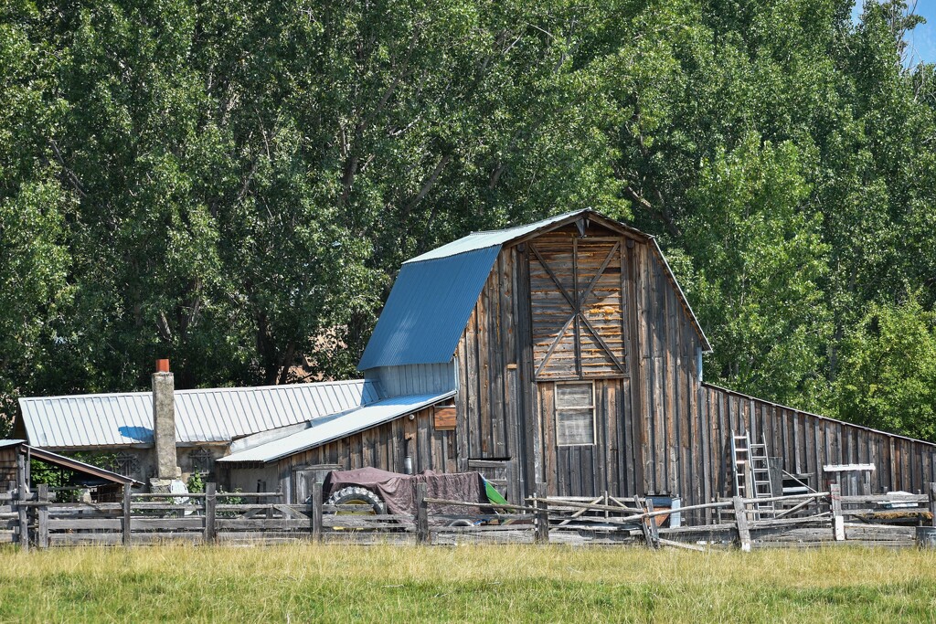 Just Another Old Barn That Caught My Eye... by bjywamer