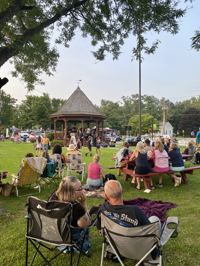 Music in the Park by mtb24