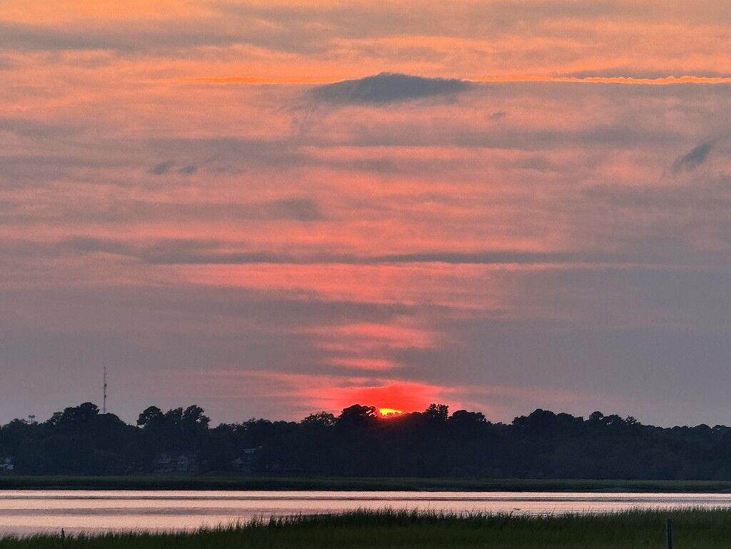 Sunset over the Ashley River by congaree