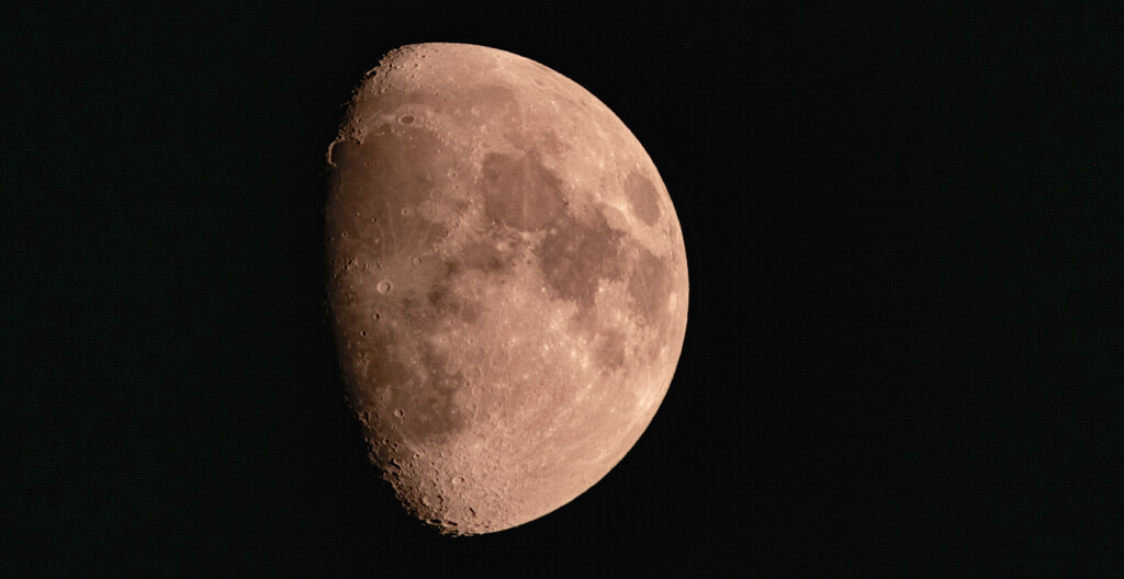 Tonight's Moon Shot! by rickster549