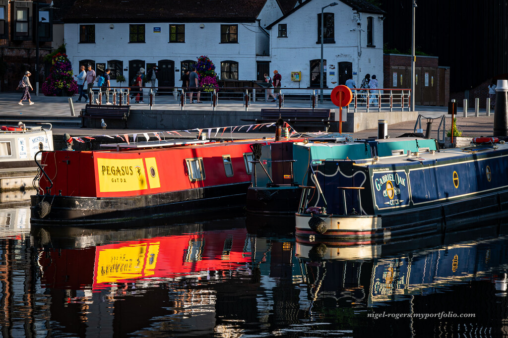 Barges at Gloucester docks by nigelrogers