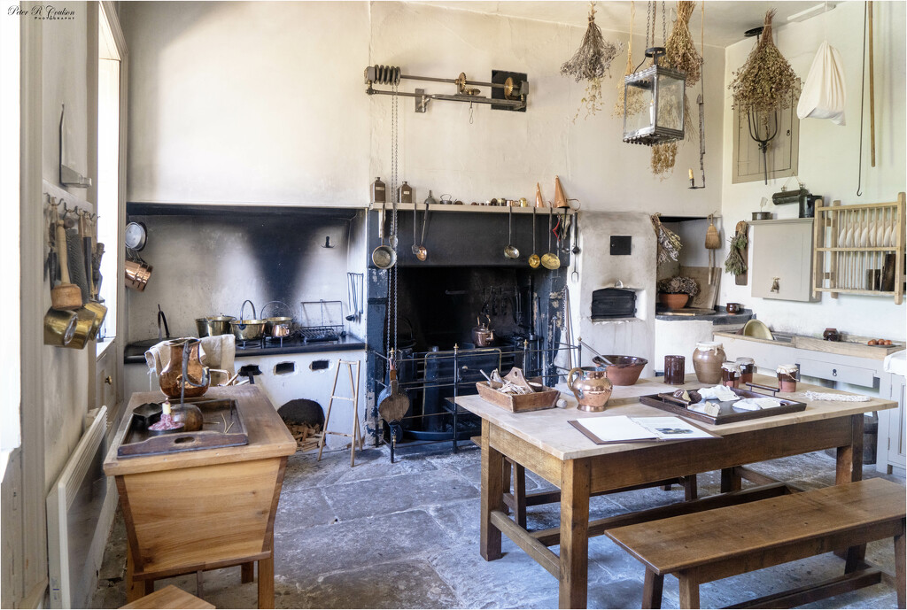 1770's Kitchen by pcoulson