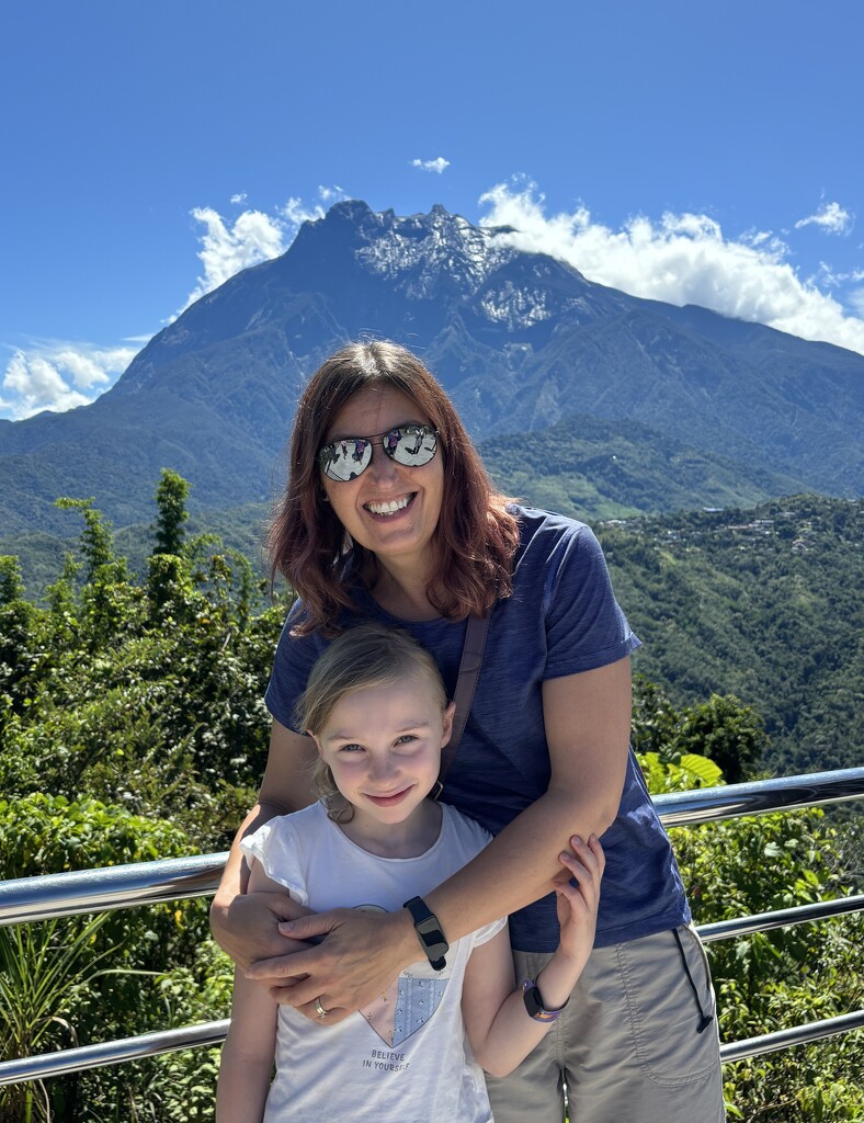 Mount Kinabalu  by lizgooster