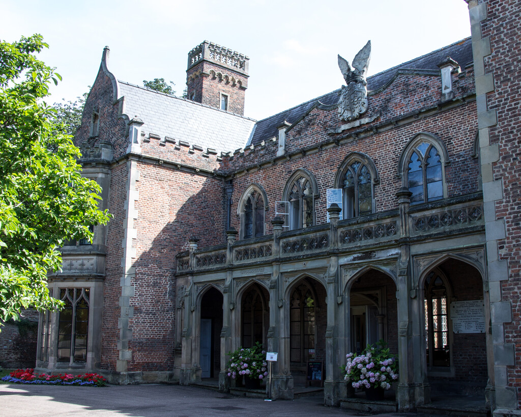 Ayscoughfee Hall Museum by busylady