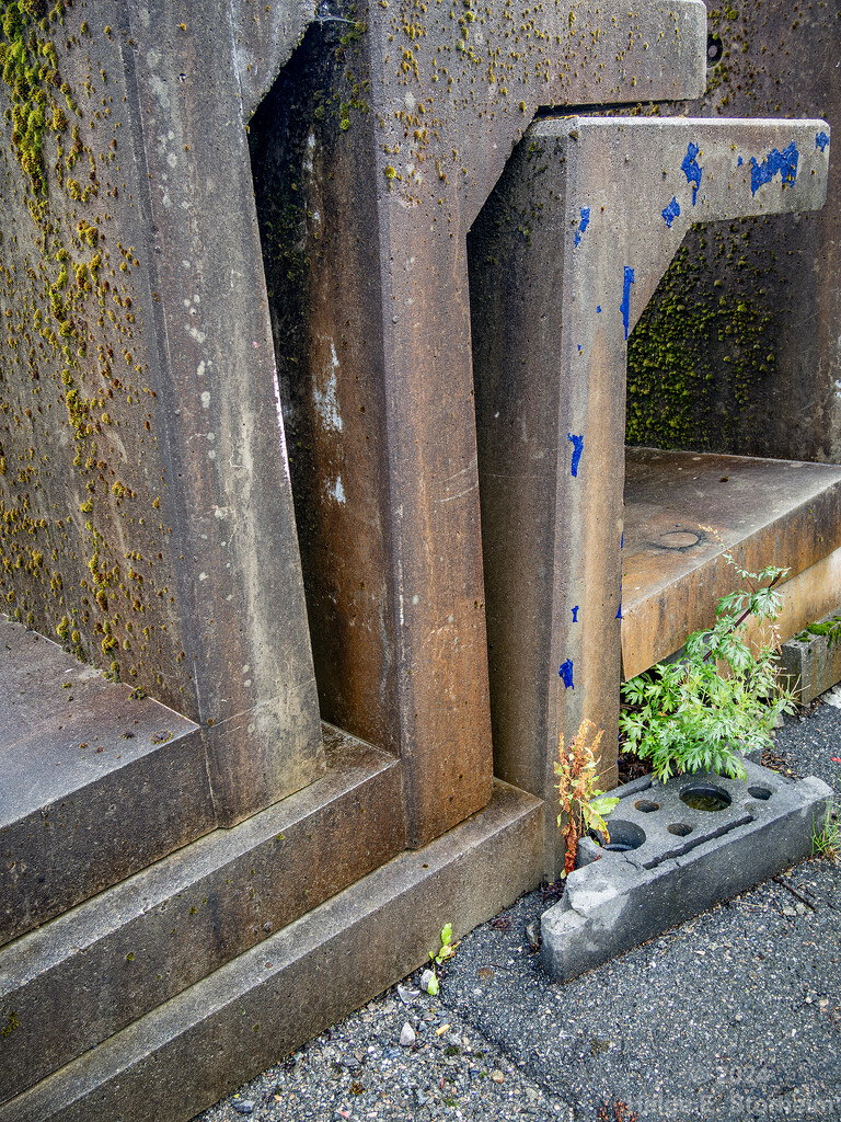 Discarded barricades (I think) by helstor365