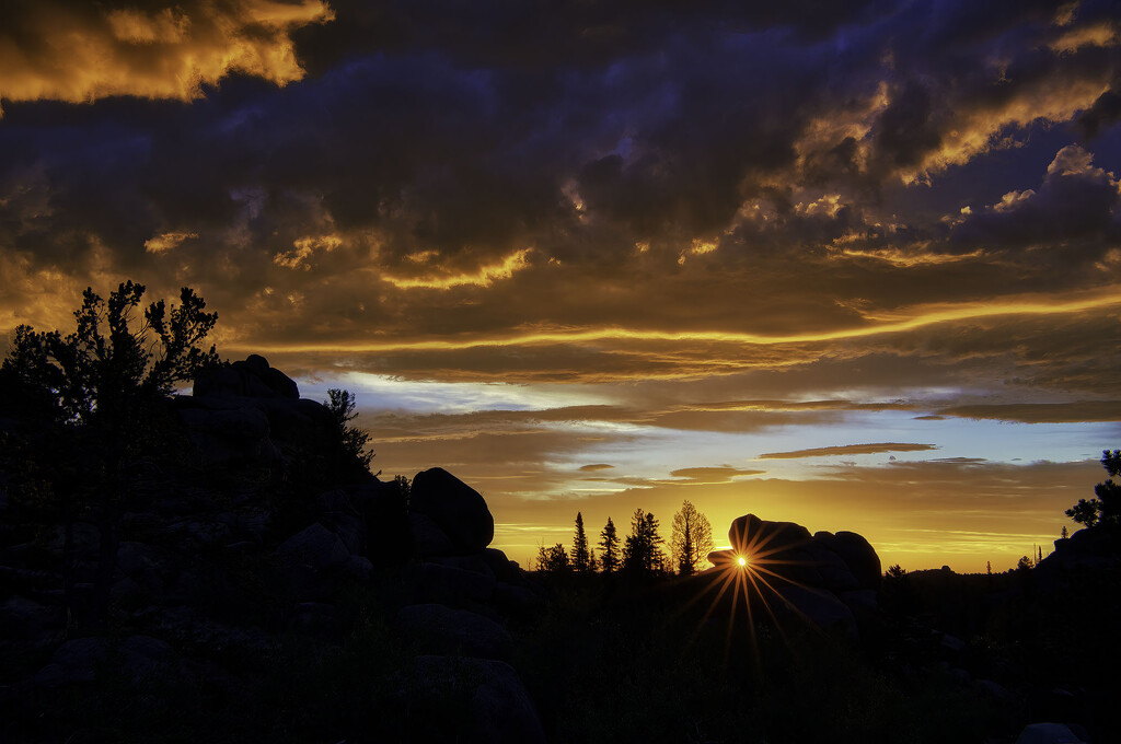 Hole in the Rock by kvphoto