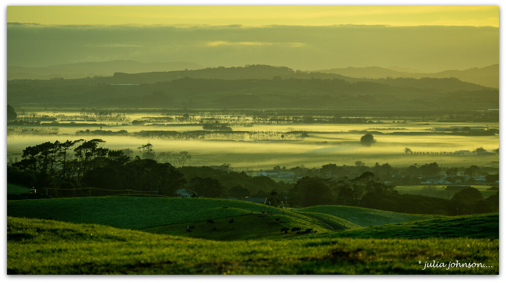 Mist sweeping the Flats.. by julzmaioro