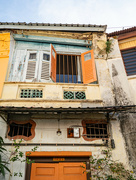 18th Aug 2024 - Orange and Blue Shutters