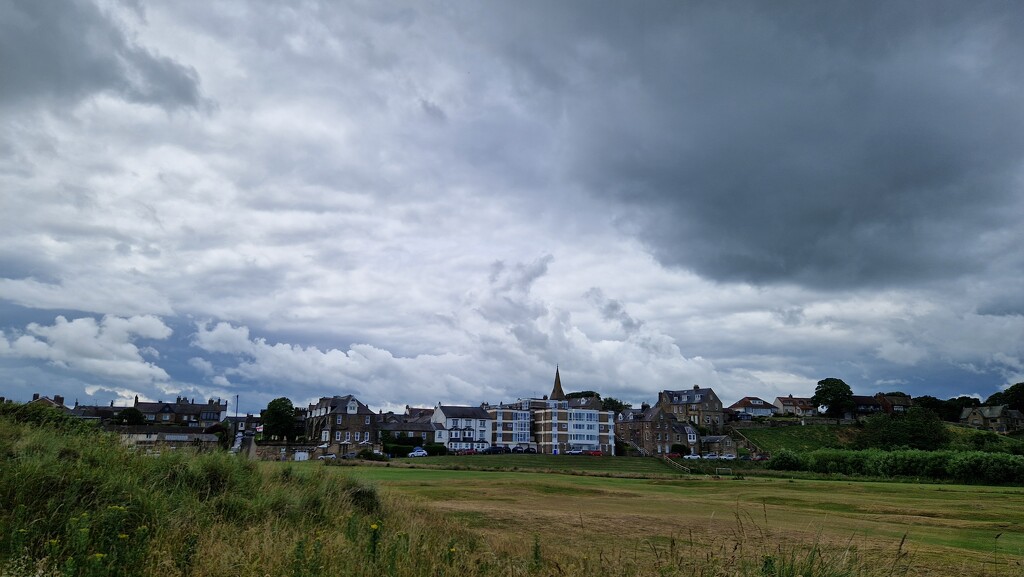 Moody skies at Alnmouth by bunnymadmeg