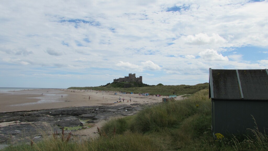 Bamburgh Castle by bunnymadmeg