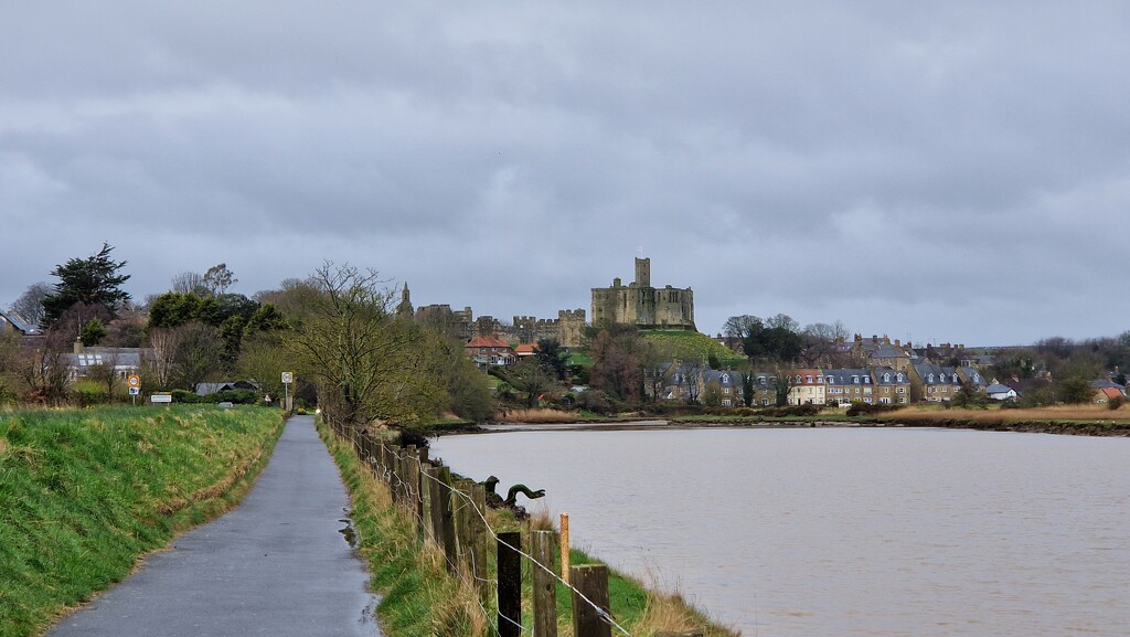 Warkworth Castle by bunnymadmeg