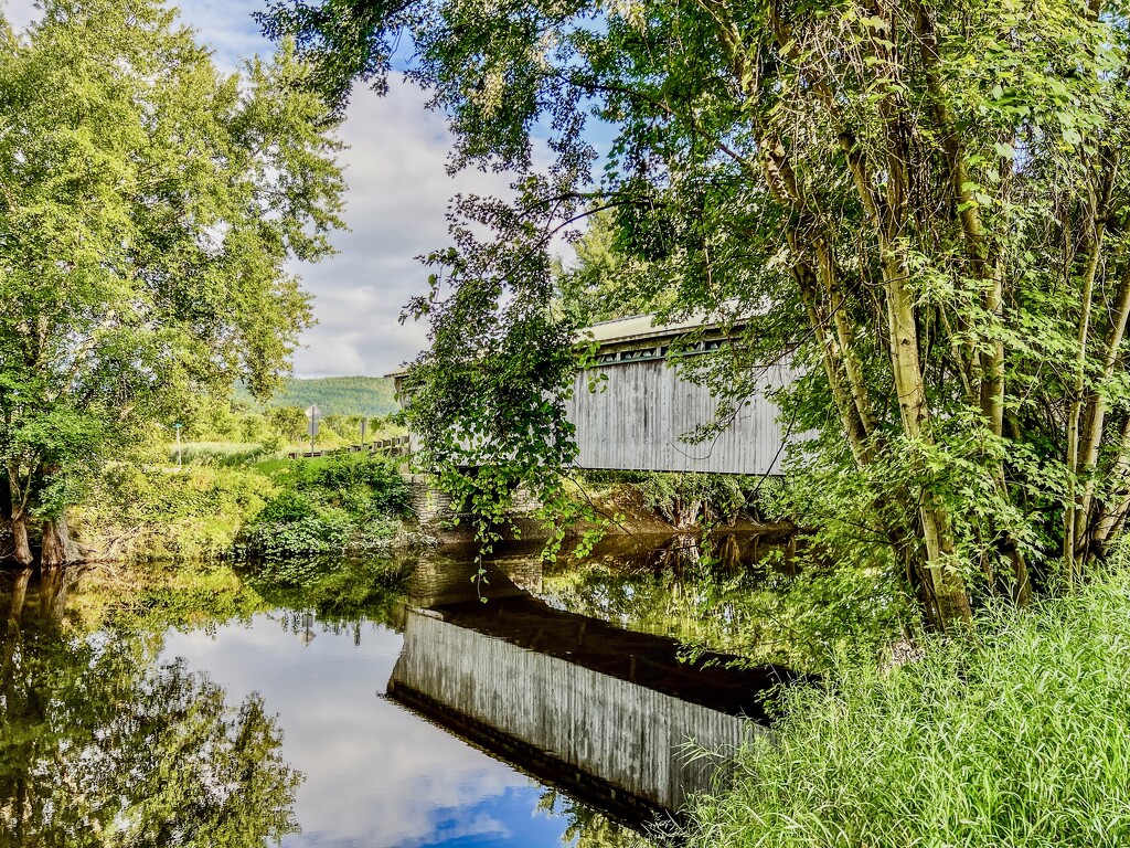 Covered Bridge by corinnec