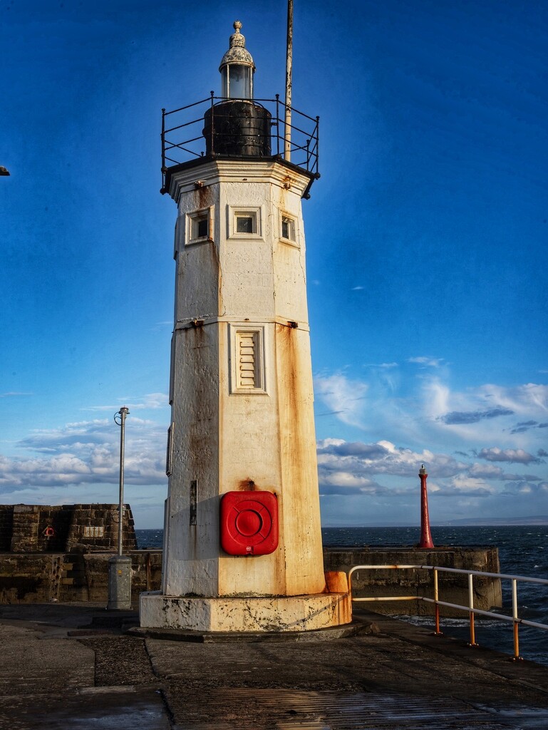 The lighthouse at Anstruther harbour  by billdavidson