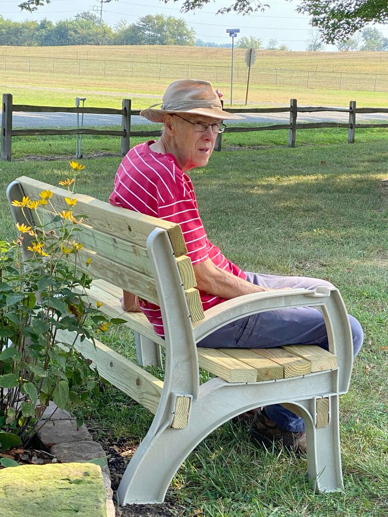 Gardener Randy taking a break on a hot day by tunia