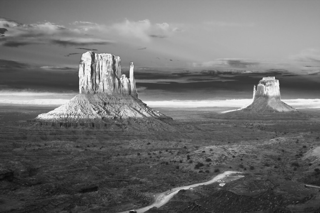 Monument Valley by blueberry1222