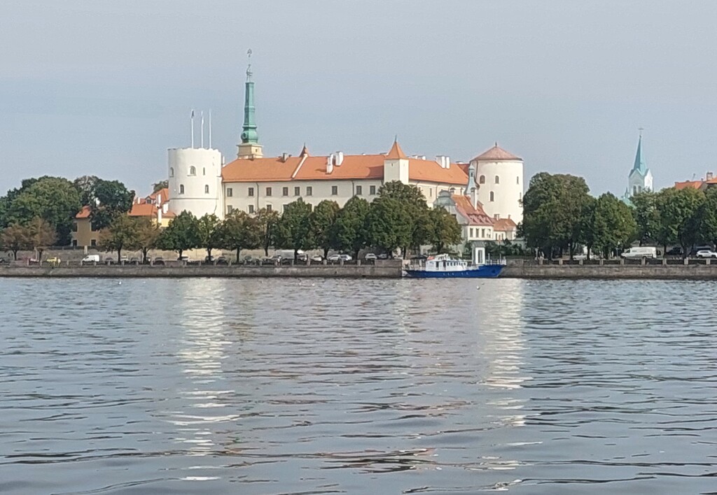 Riga Castle by busylady