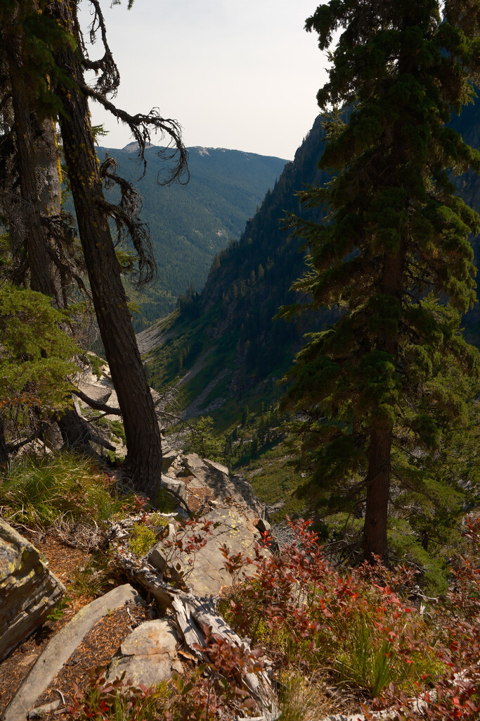 The valley below by josharp186