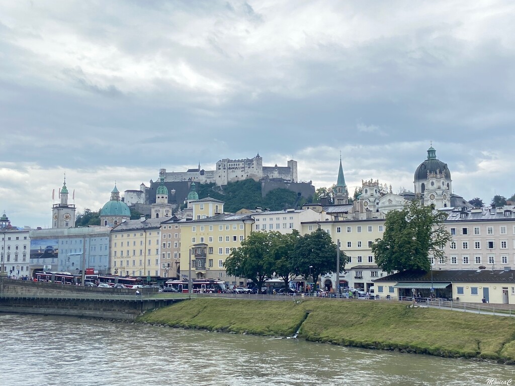 Salzburg Castle by monicac