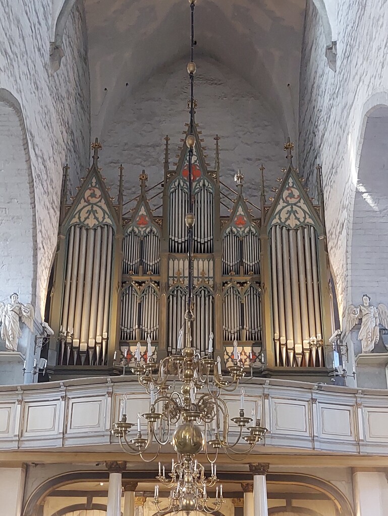 Church organ by busylady