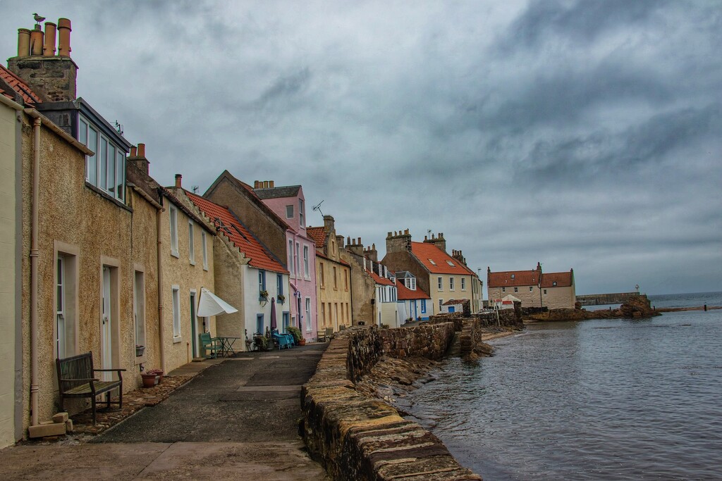 Early evening walk in Pittenweem….. by billdavidson