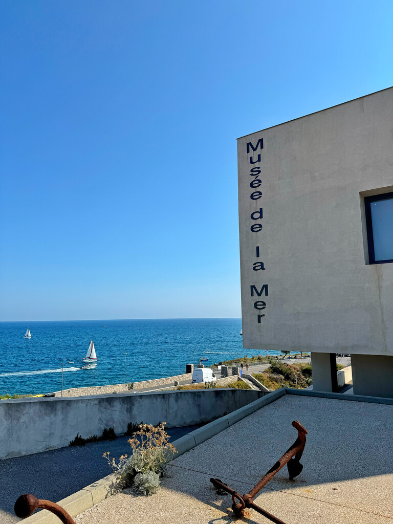 Musée  de la mer.  by cocobella