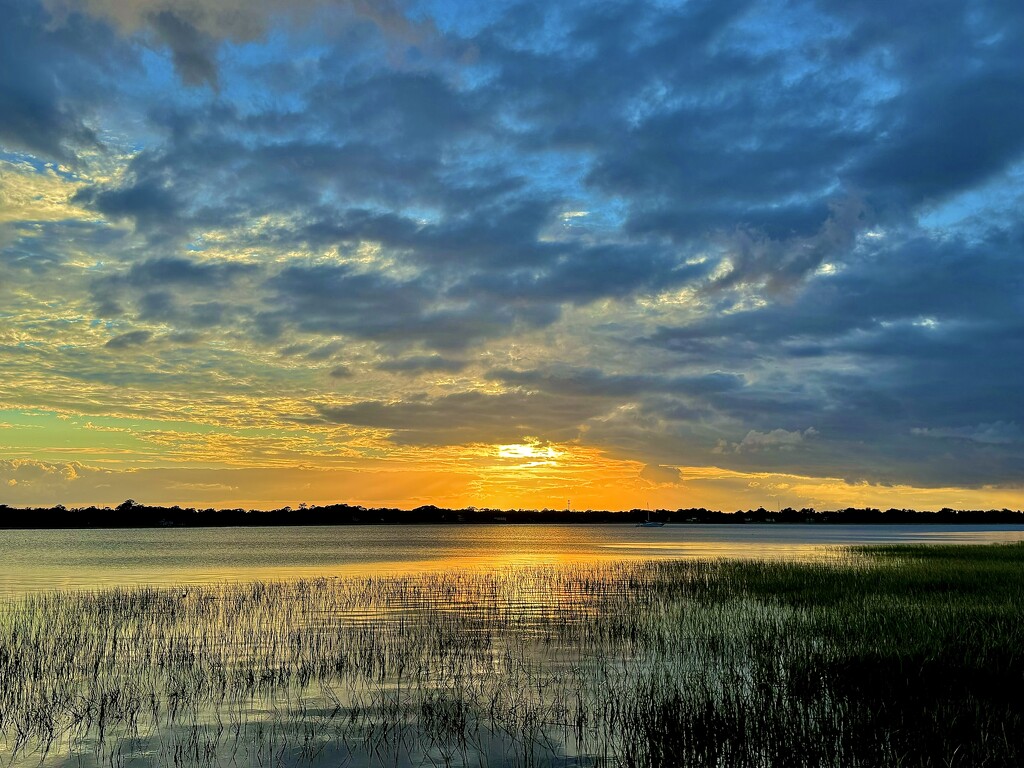 Marsh sunset  by congaree