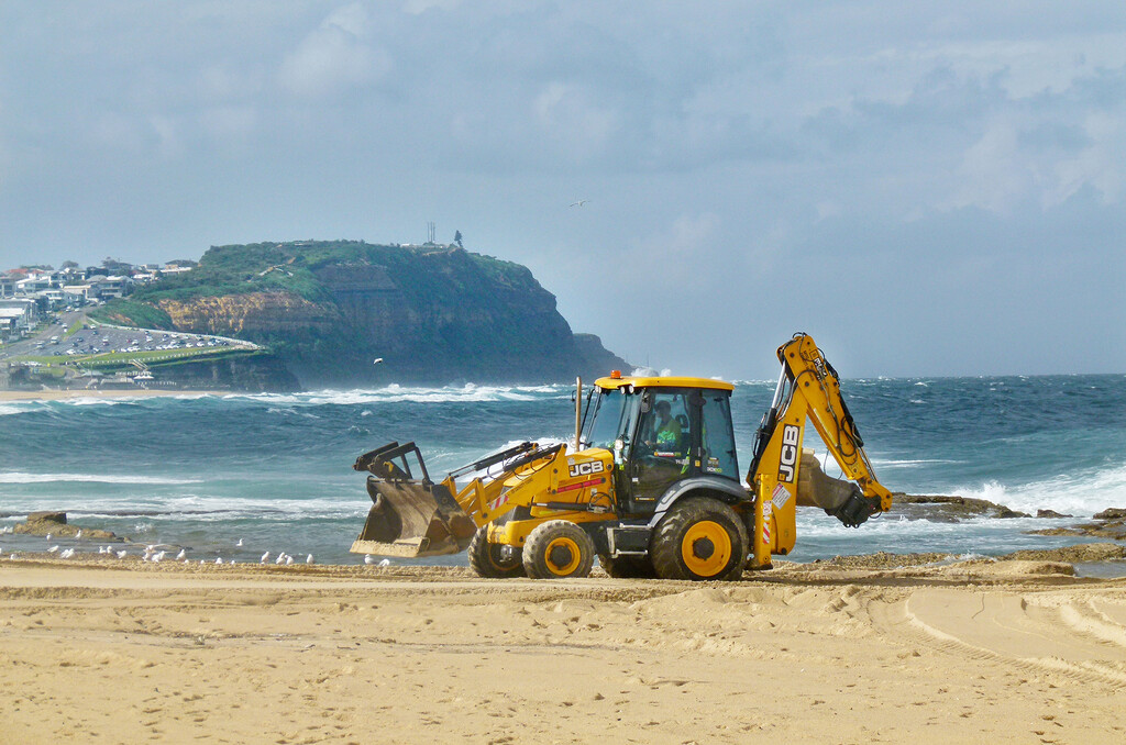 Building Sandcastles by onewing