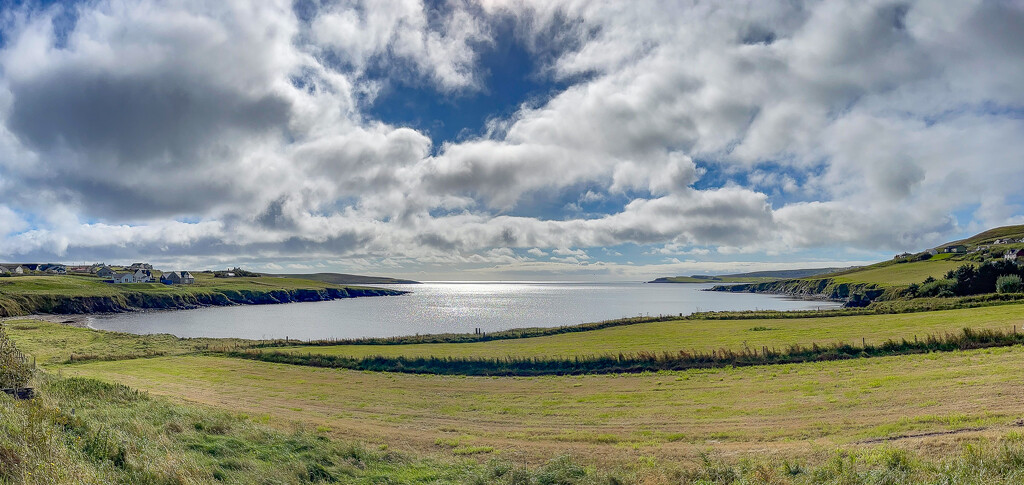 Hoswick Bay by lifeat60degrees