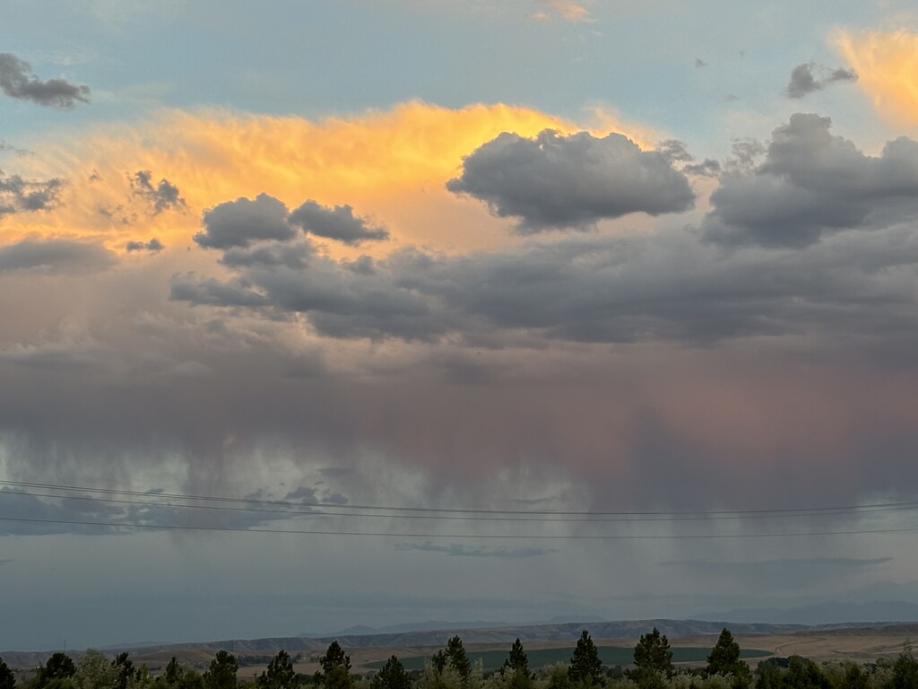 Rain in the distance by pirish