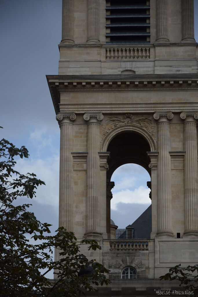 St Sulpice  by parisouailleurs