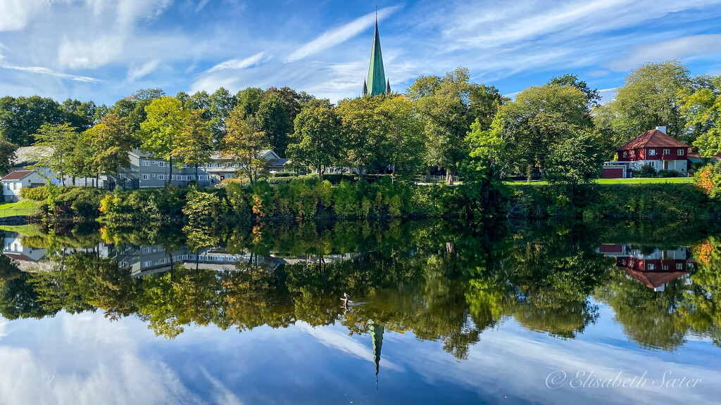 Reflections in the river by elisasaeter