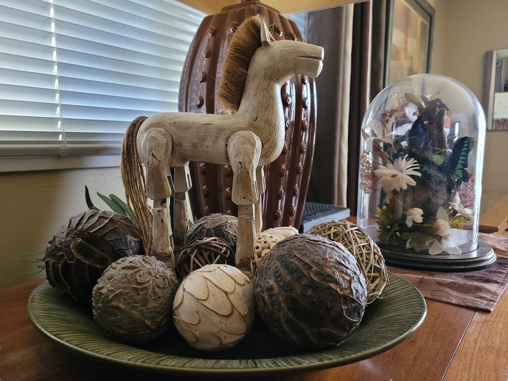 Horse decor by scoobylou