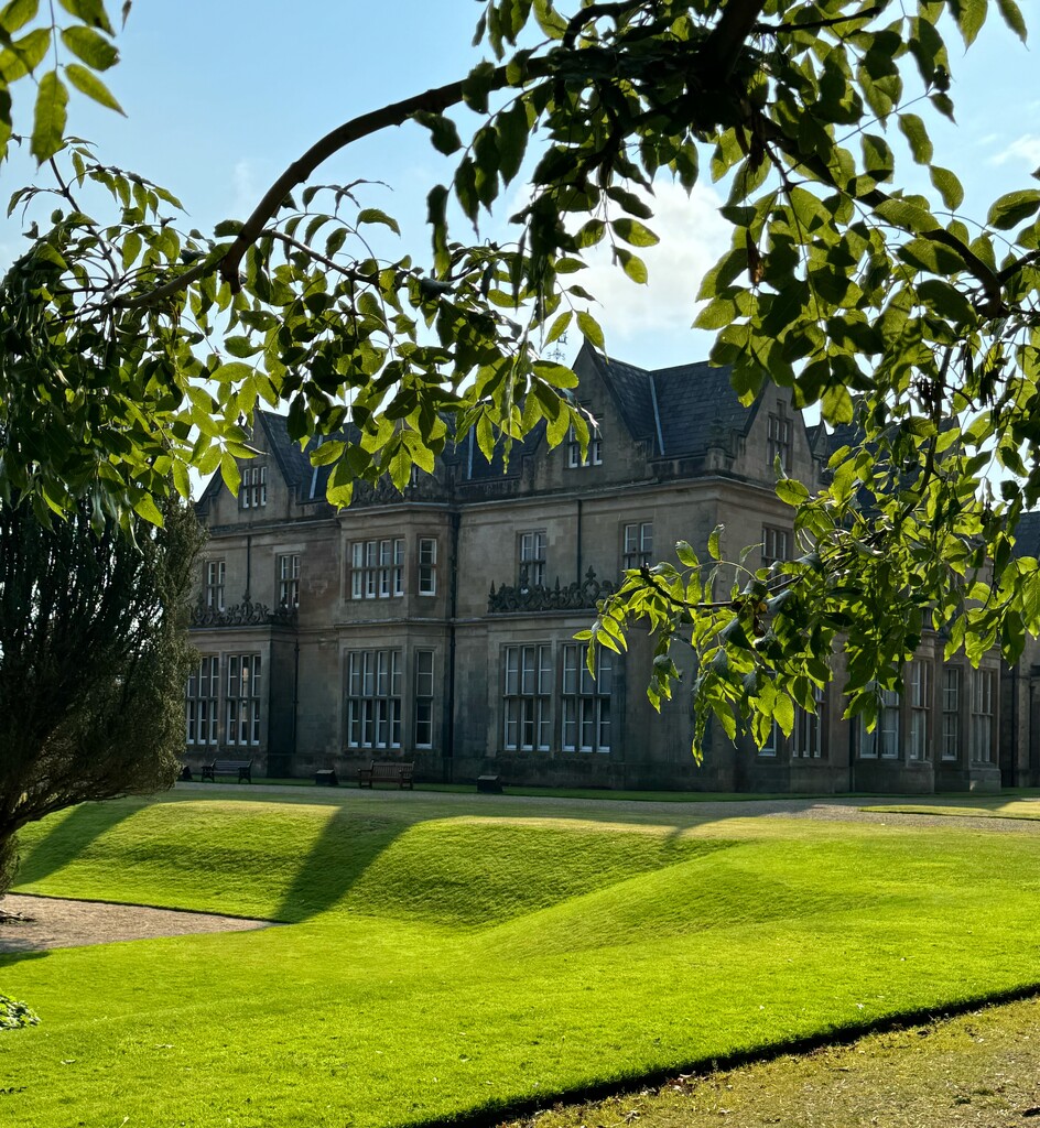 Bangor Castle by alison59